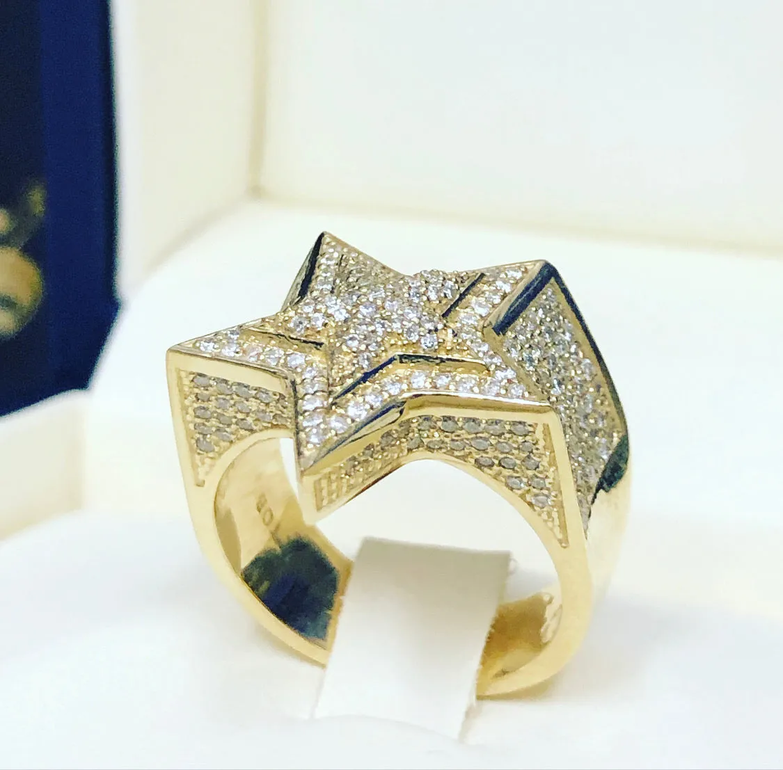 Diamond star ring