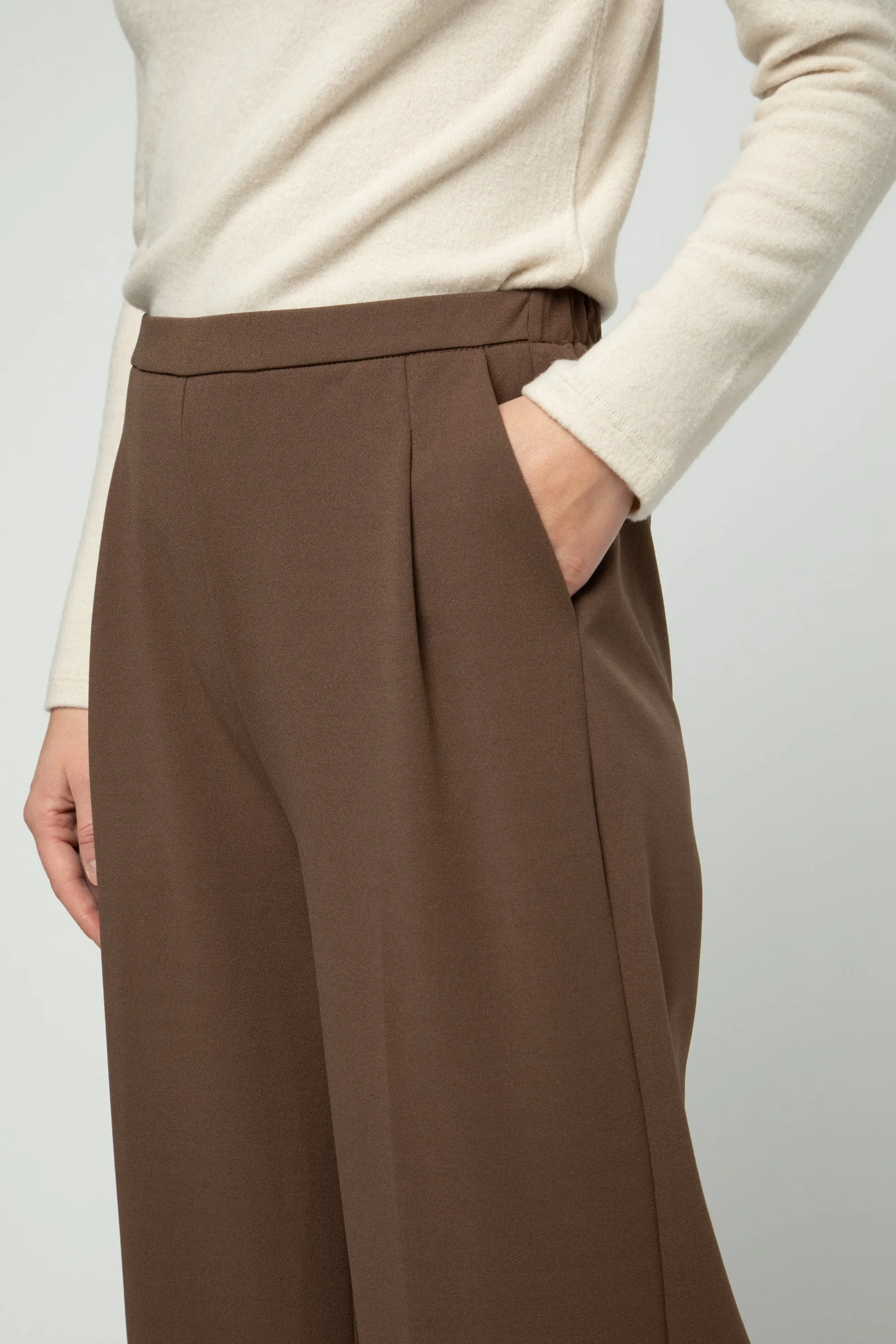 ELASTIC WAISTBAND PANT