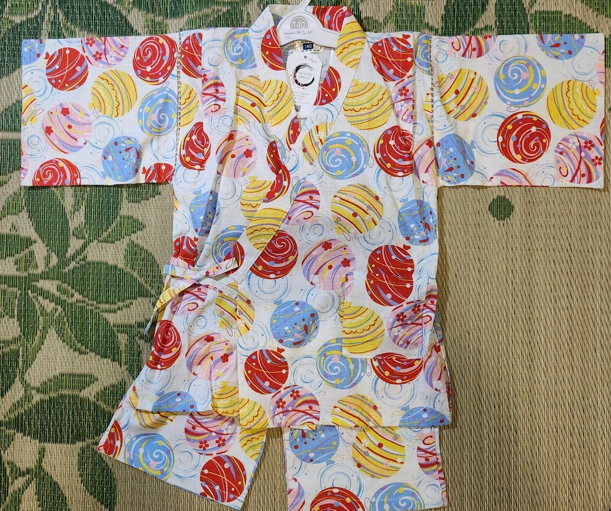 Girls 2pc Jinbei - Yoyo patterns