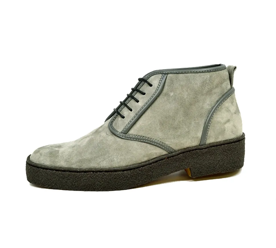 Playboy Chukka Kaydence - Vintage Lace-up Shoe with Handcrafted Lamb Suede