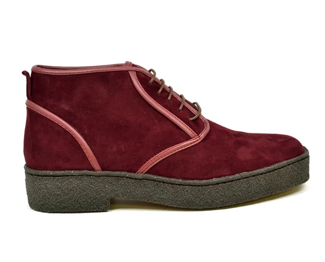 Playboy Chukka Kaydence - Vintage Lace-up Shoe with Handcrafted Lamb Suede