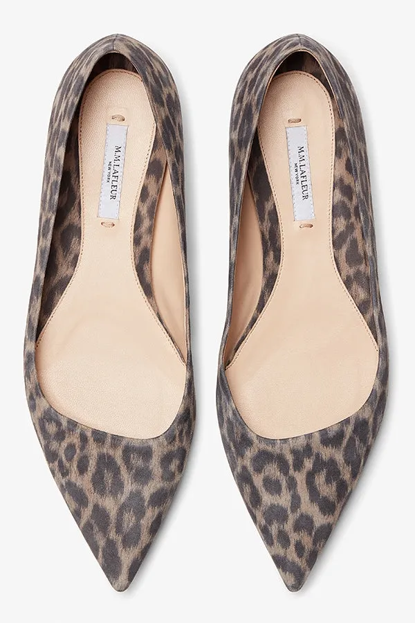 Rowan Flat - Leopard Suede :: Taupe / Black