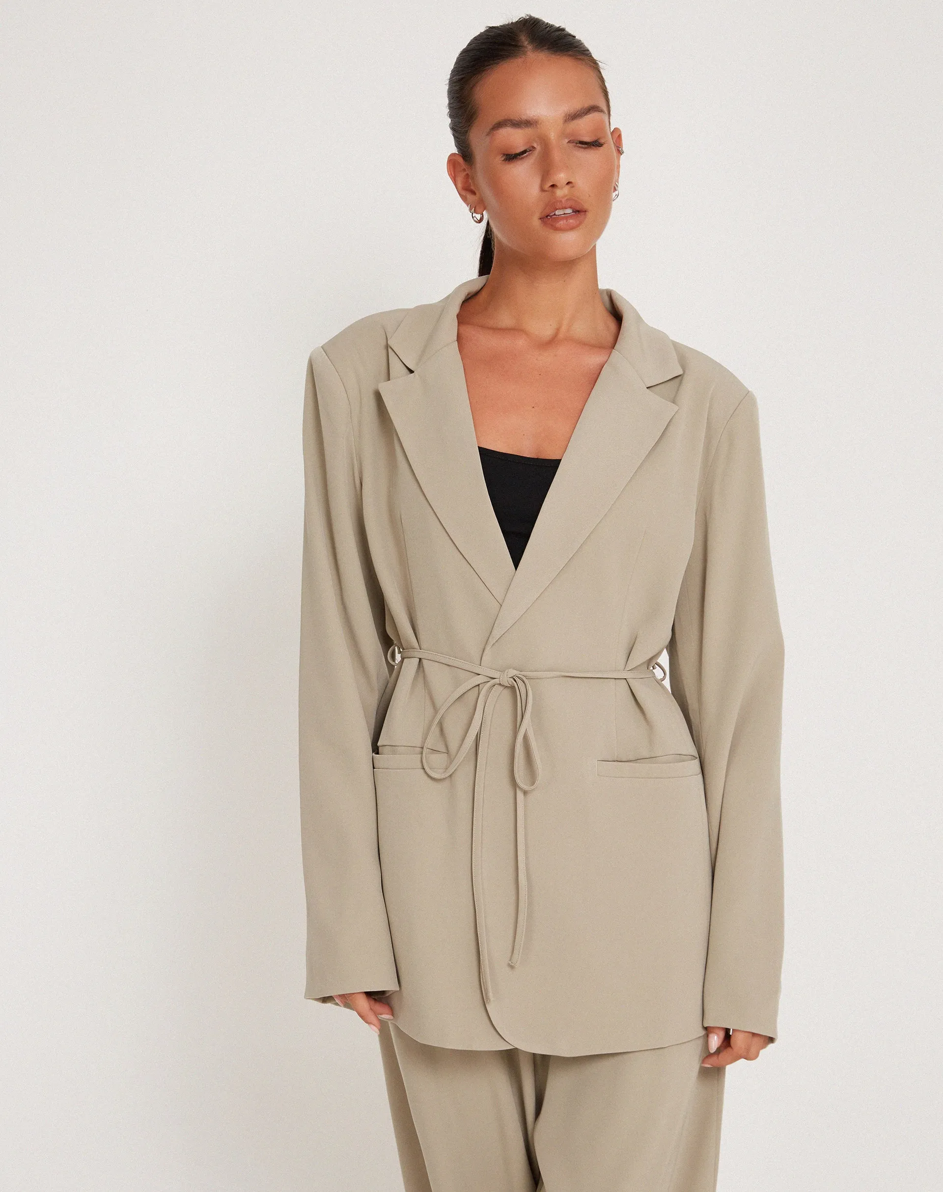 Sabria Trouser in Tailoring Taupe