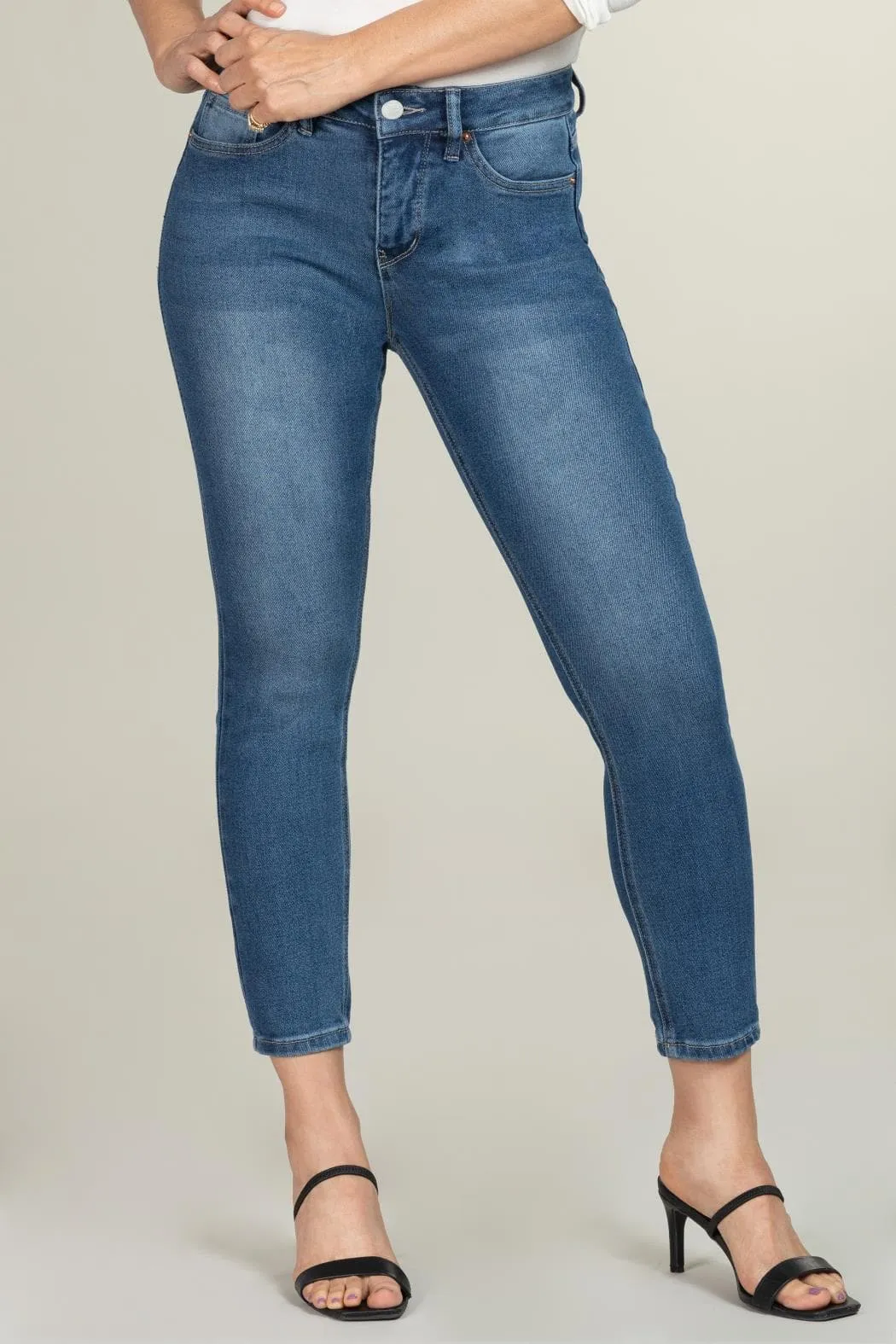 Women's Petite Vintage Dream High Rise Skinny Jean